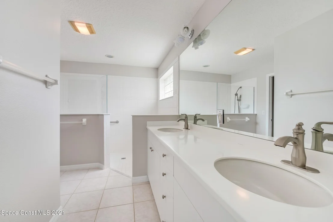 Photo of 1311 Indian Oaks Drive