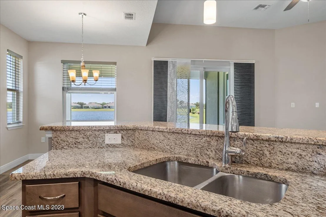 Photo of 8471 Laguna Circle
