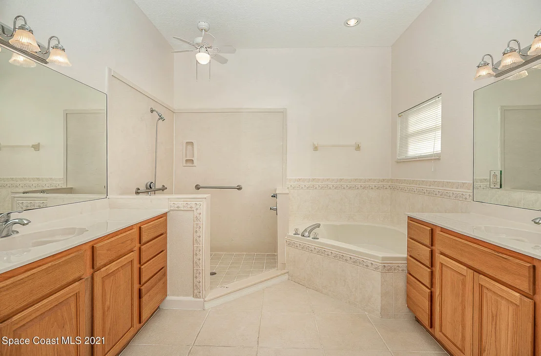 Photo of 3435 Indian River Drive