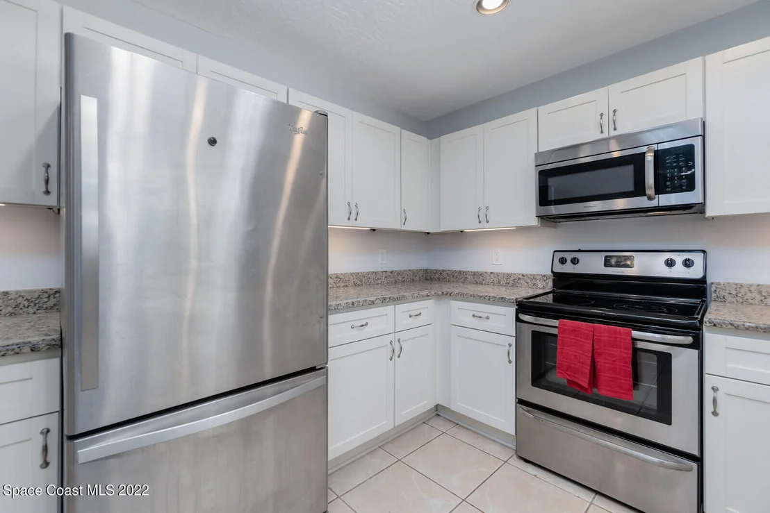 Photo of 640 Hibiscus Drive