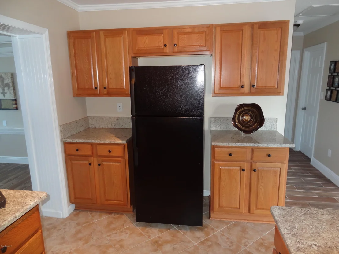 Photo of 3263 Jackson Avenue NE