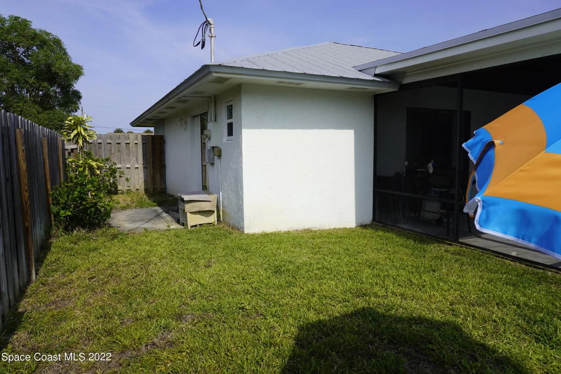 Photo of 710 Hibiscus Drive