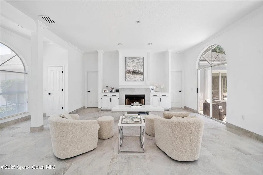 Photo of 489 Lanternback Island Drive