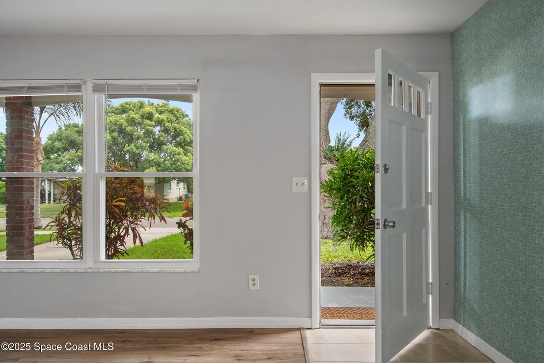 Photo of 620 Clarke Avenue