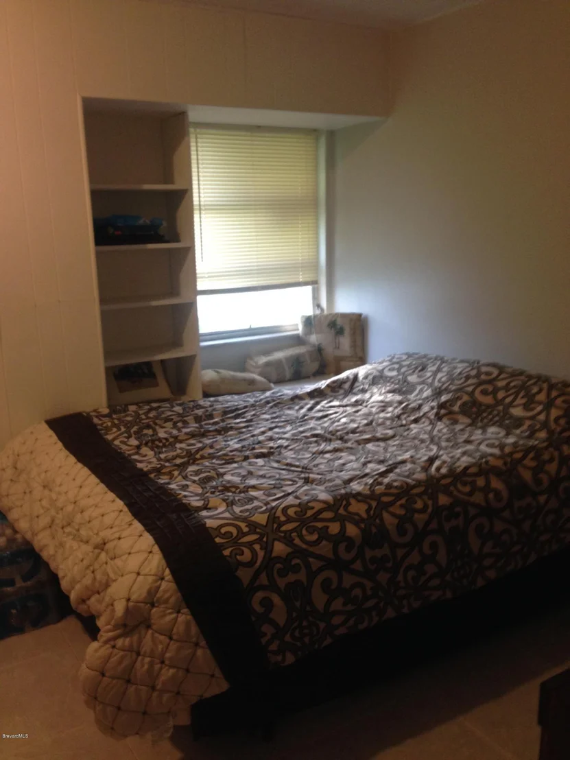Photo of 3082 NE Garden Terrace