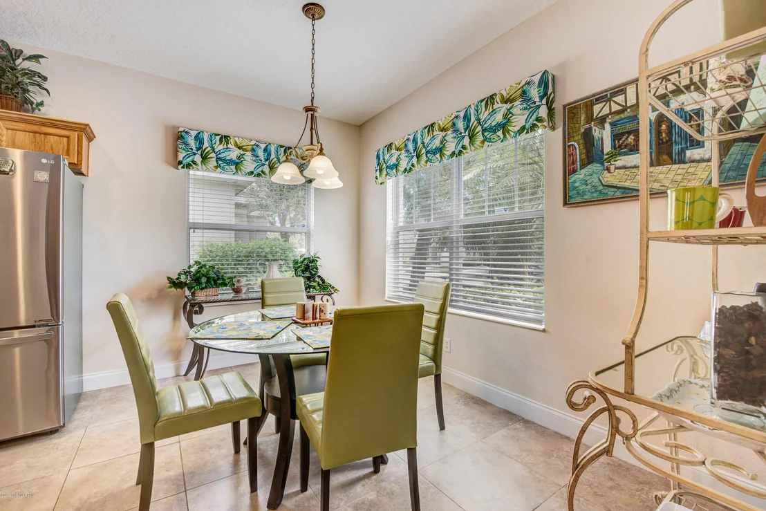 Photo of 412 Waterside Circle
