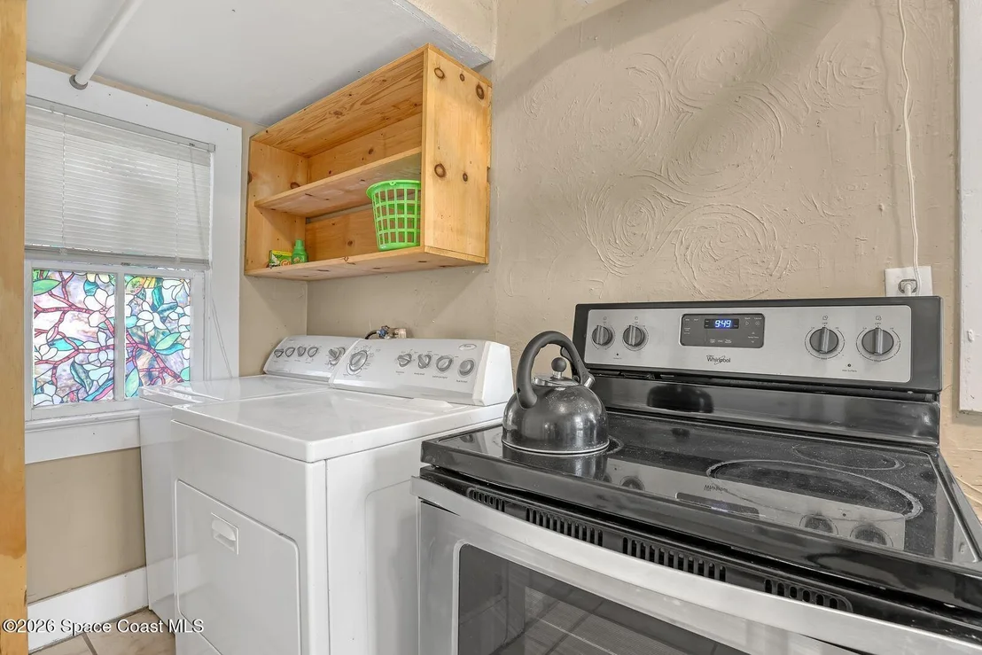 Photo of 107 Oak Street