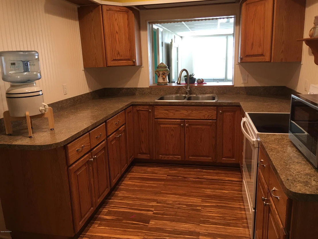 Photo of 694 Ballard Drive