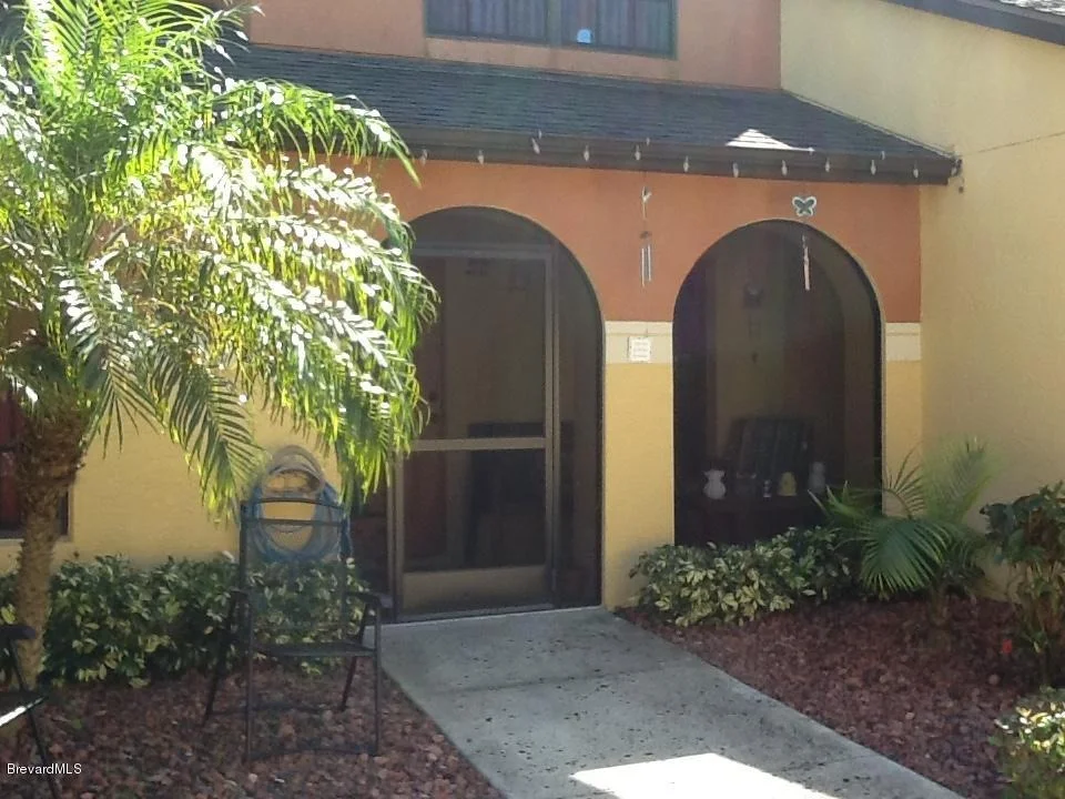 Photo of Unit 103 at 1070 Luminary Circle