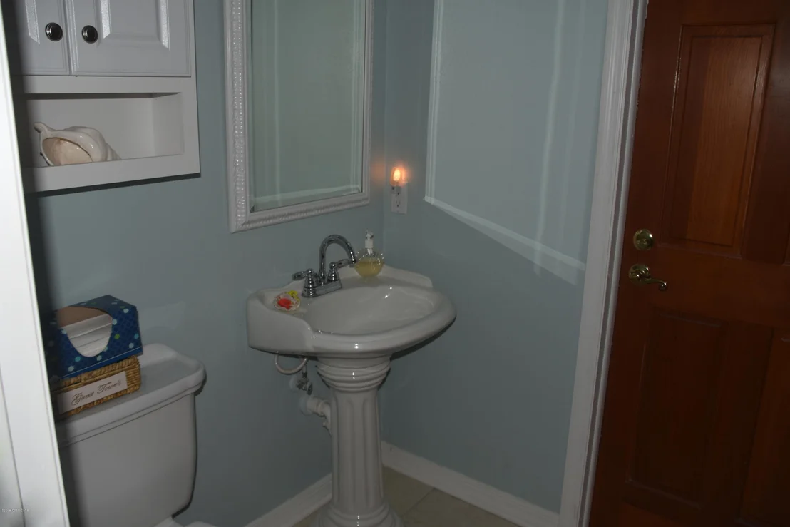 Photo of 220 Cocoa Avenue