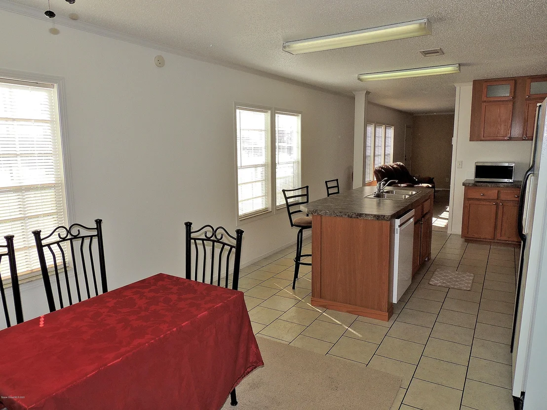 Photo of 855 Phillis Way