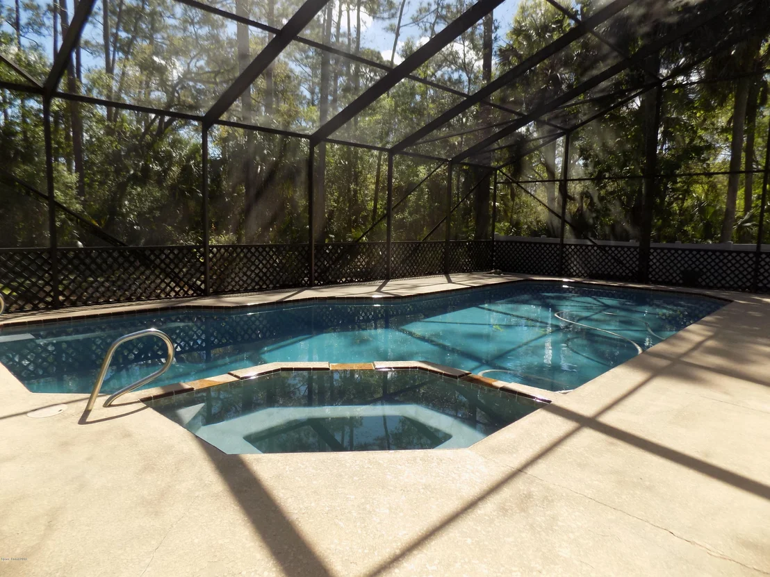 Photo of 970 Bluegrass Lane