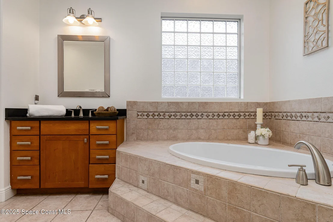 Photo of 315 Newport Drive