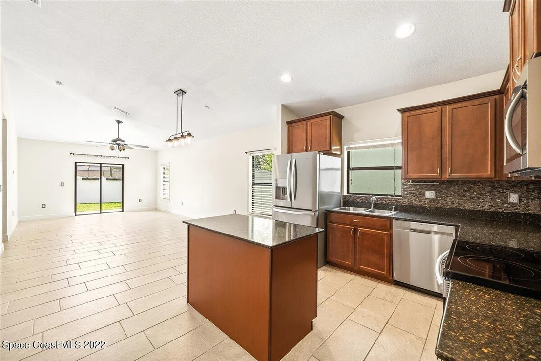 Photo of 1003 Hailey Street