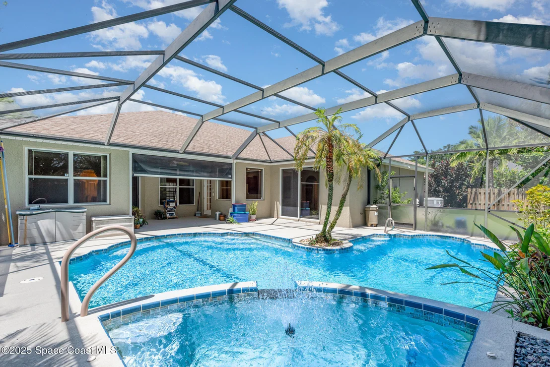 Photo of 2423 Woodfield Circle