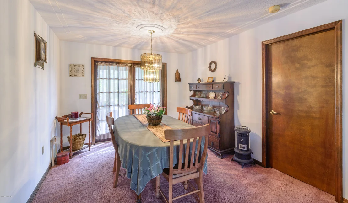 Photo of 2835 Beran Lane