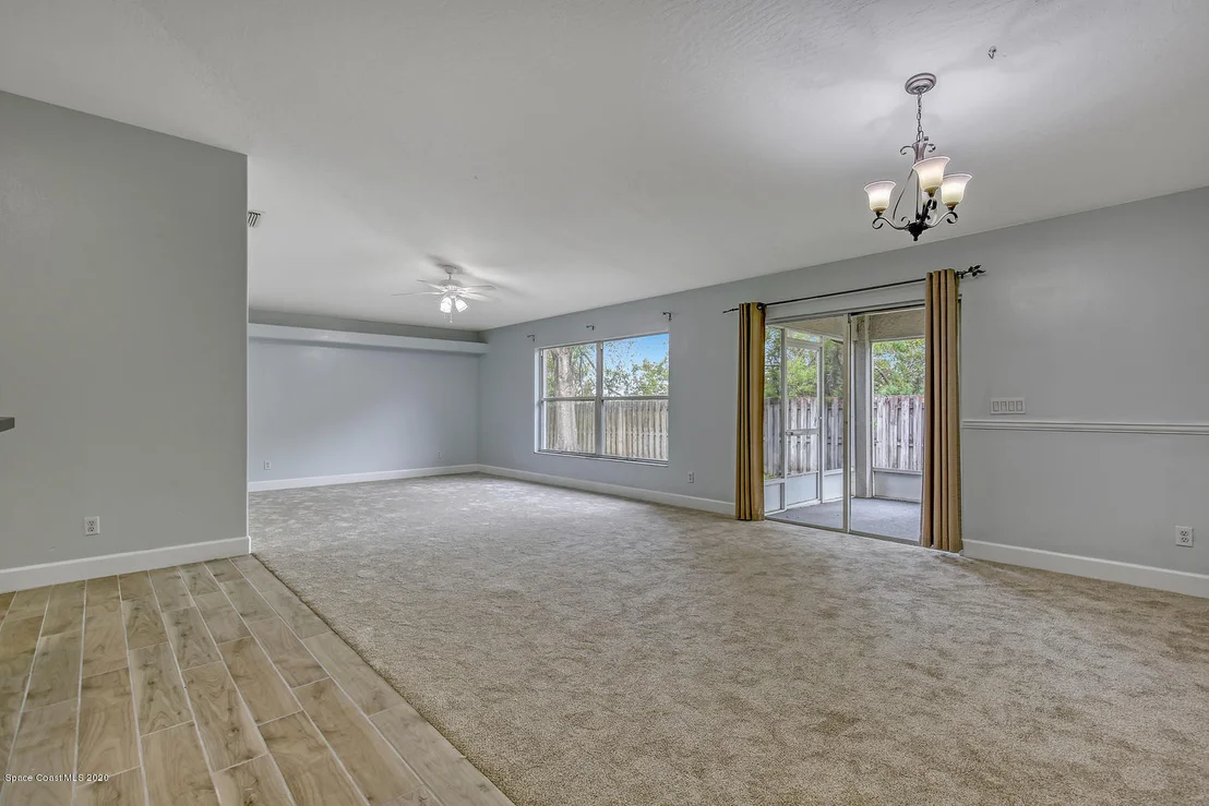 Photo of 1100 Juno Place