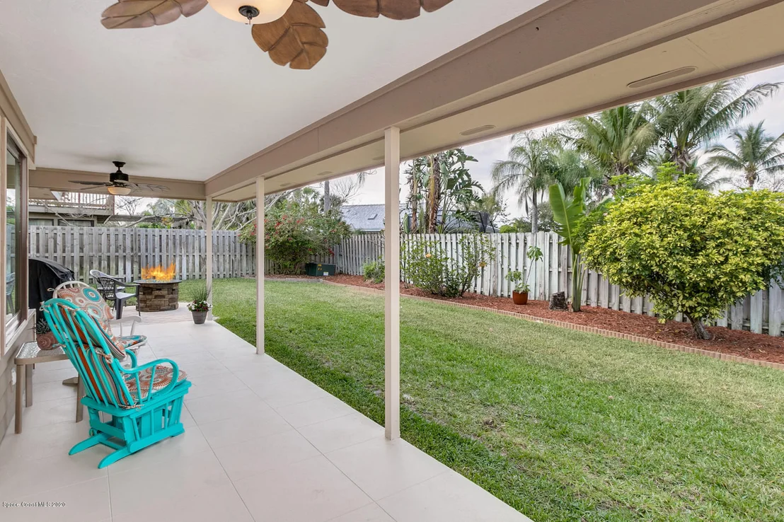Photo of 552 Rio Casa Drive N