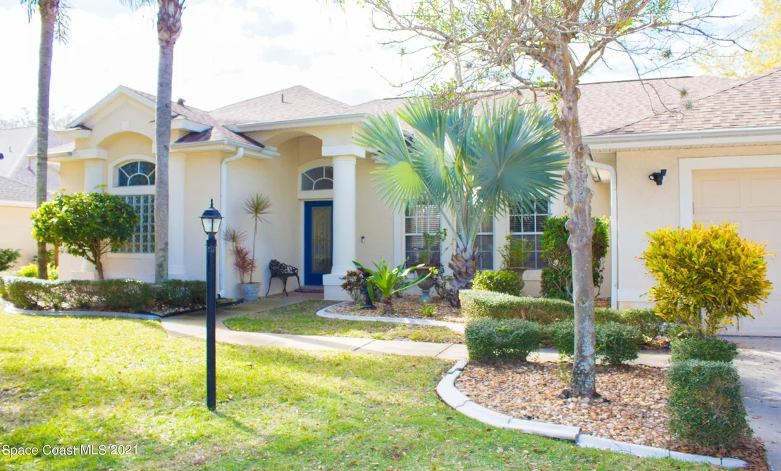 Photo of 5700 Newbury Circle