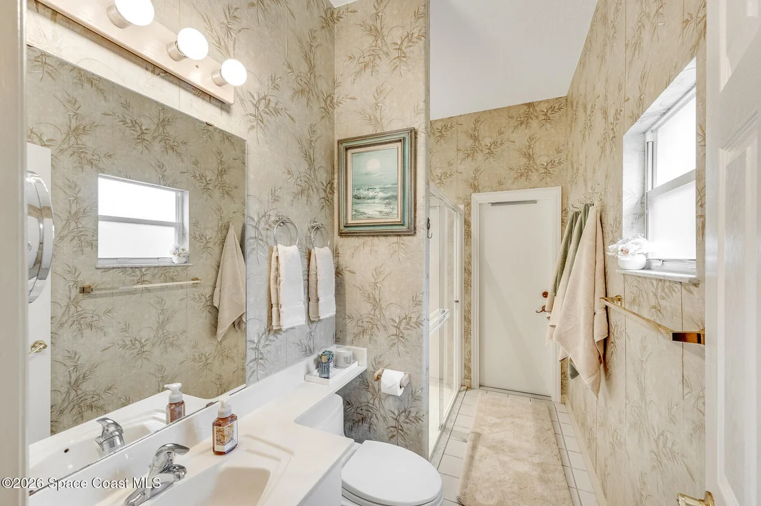 Photo of 370 Normandy Drive