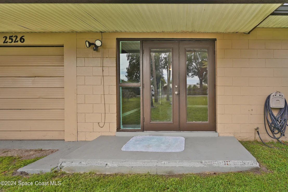 Photo of 2526 Cocoanut Drive