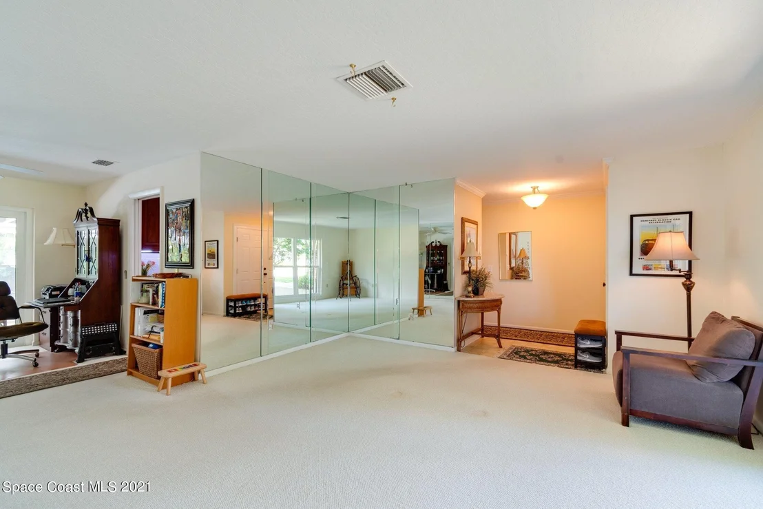 Photo of 515 Hibiscus Trail
