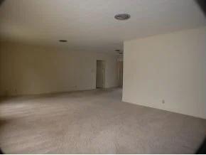Photo of 1105 S Riverside
