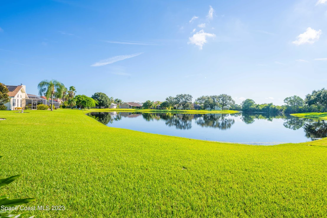 Photo of 5621 Herons Landing Drive