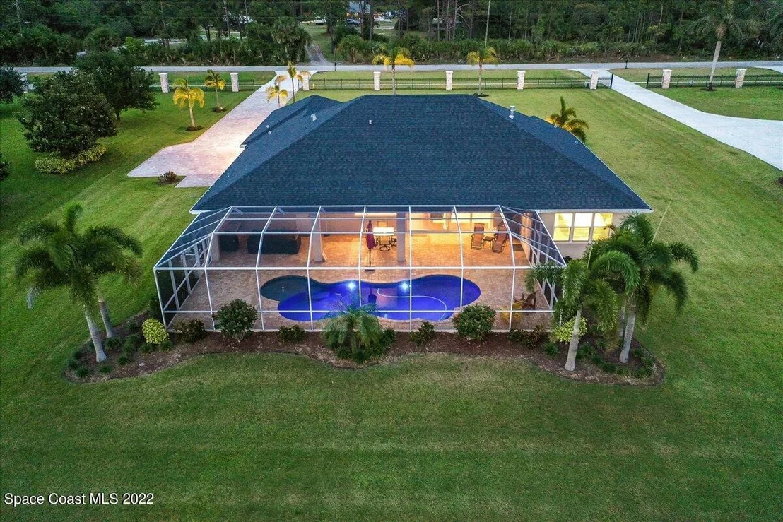 Photo of 1360 Corey Road