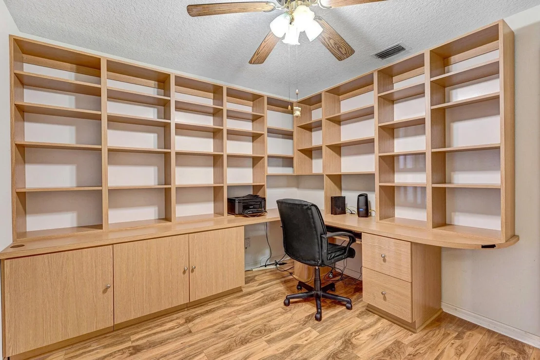 Photo of 1180 Goldenrod Circle NE