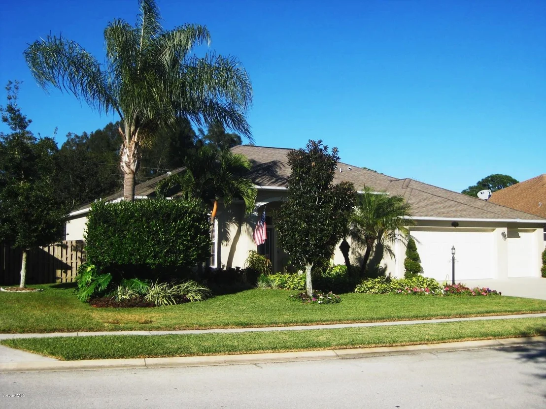 Photo of 2133 Woodfield Circle
