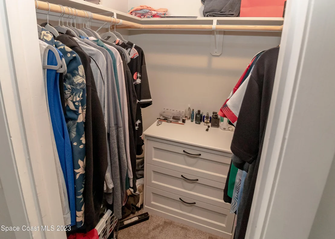 Photo of 800 Mark David Boulevard