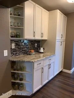 Photo of 1298 Hollywood Drive