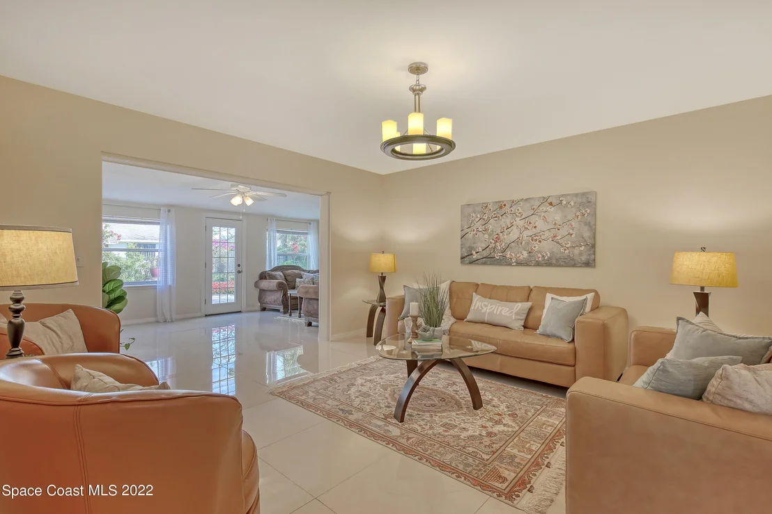 Photo of 972 Miracle Way