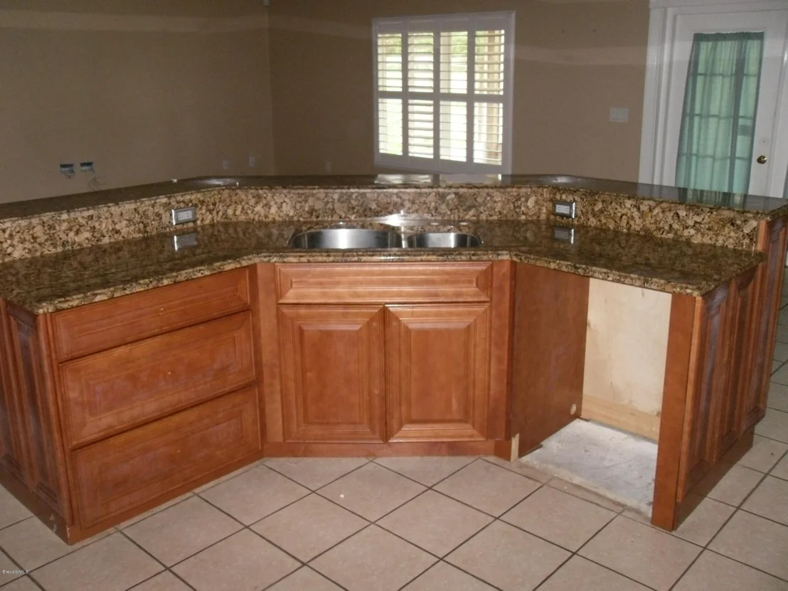 Photo of 166 NE Nemo Circle