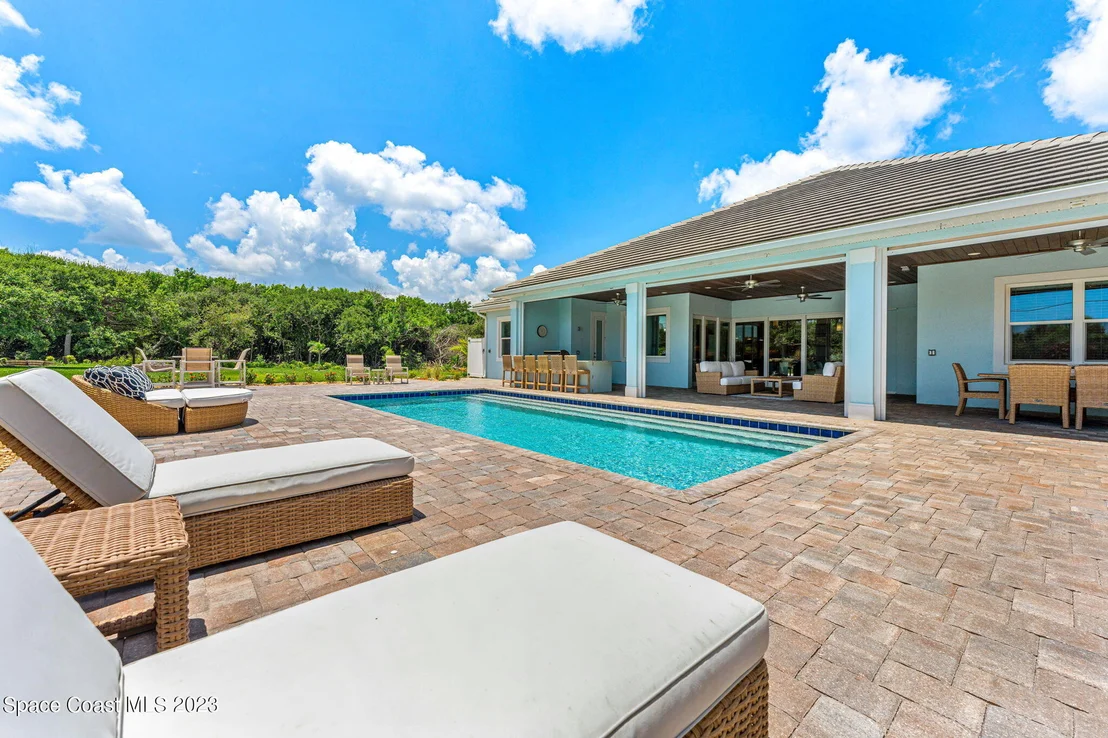 Photo of 6231 Windward Lane