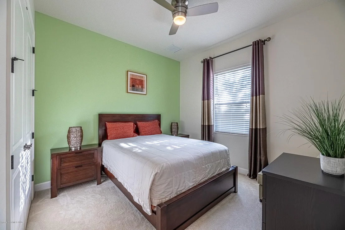 Photo of 824 Lorenza Place