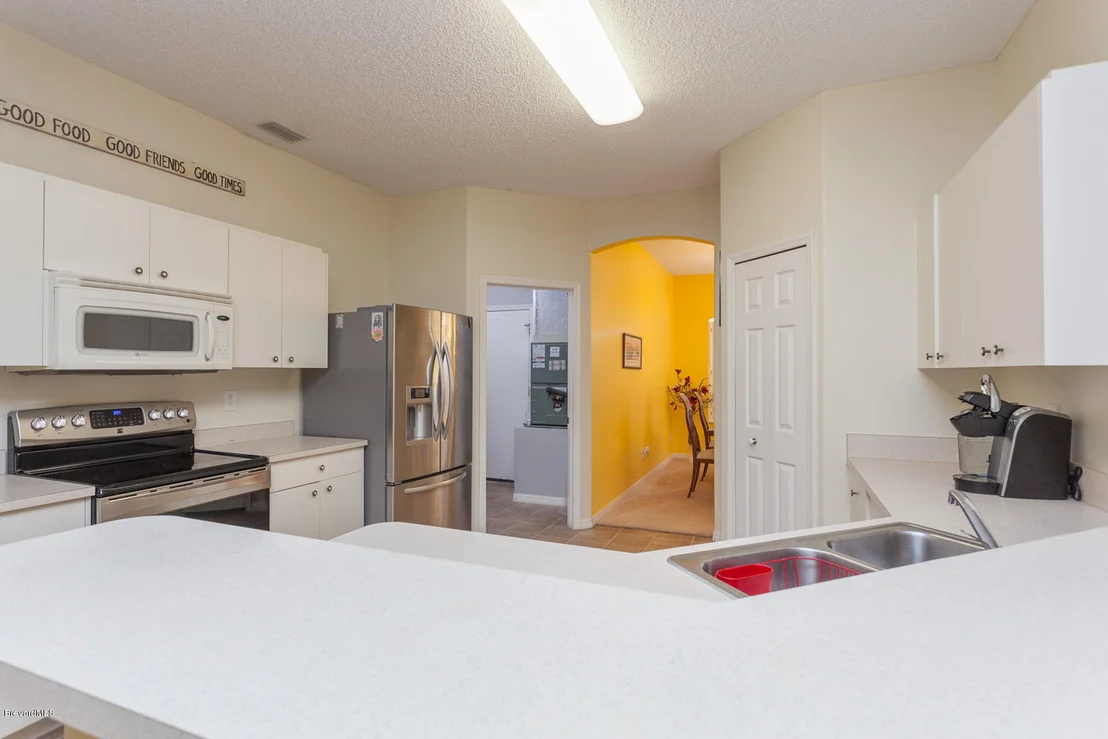 Photo of 6610 Bamboo Avenue