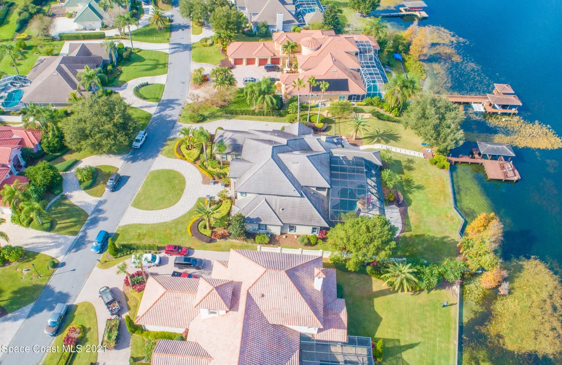 Photo of 228 Mclean Point
