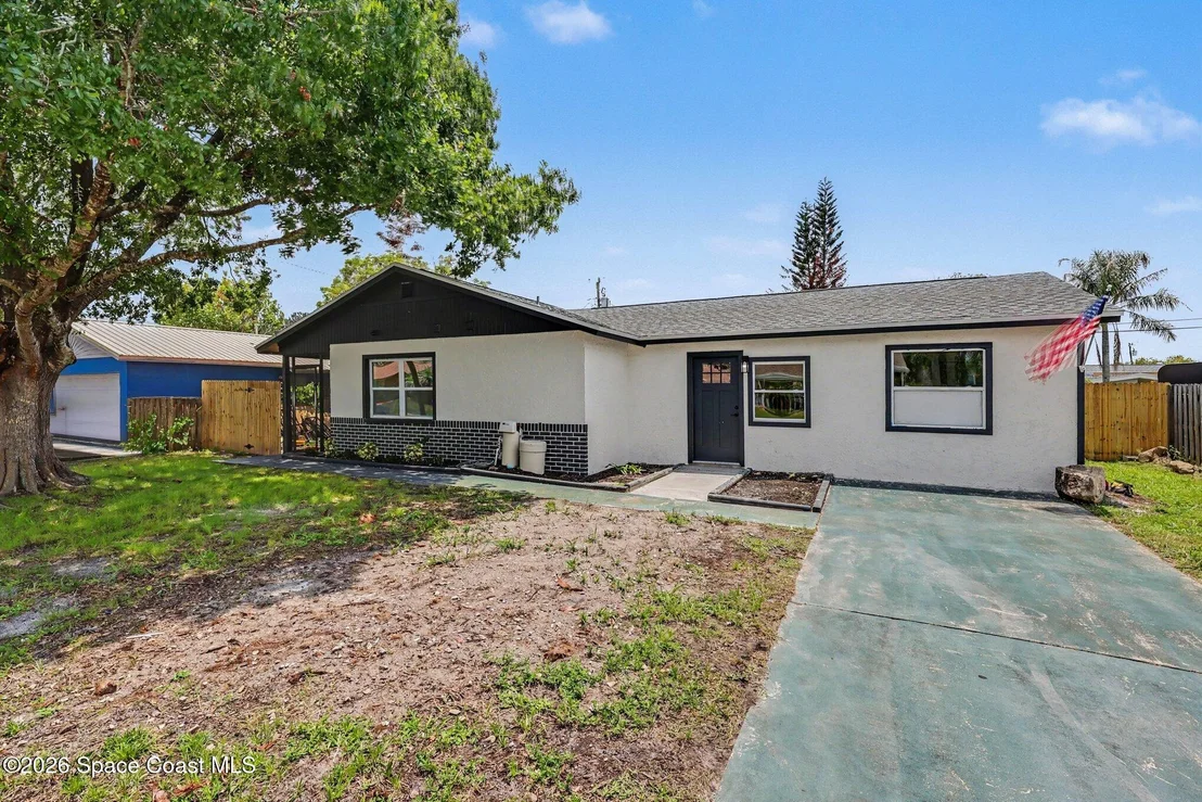 Photo of 2972 Matthew Drive