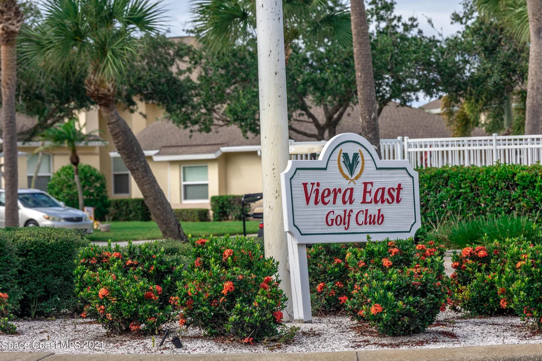 Photo of 2378 Golf Vista Boulevard