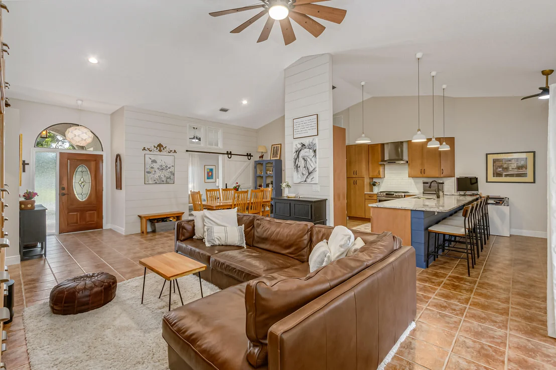 Photo of 3552 Swallow Drive