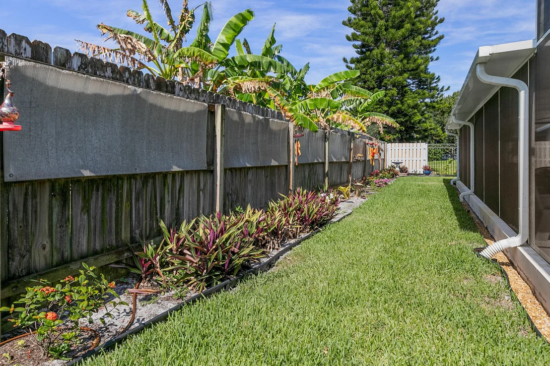 Photo of 2047 Bottlebrush Drive