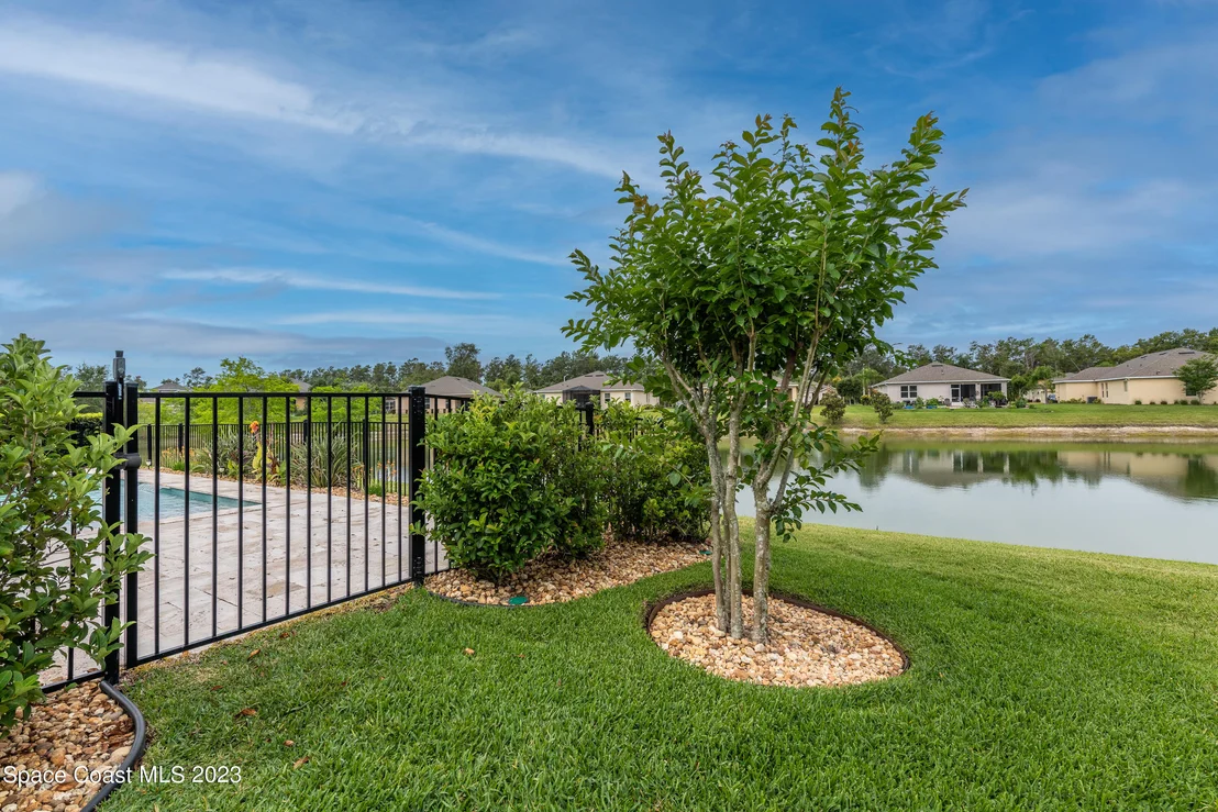 Photo of 450 River Square Lane