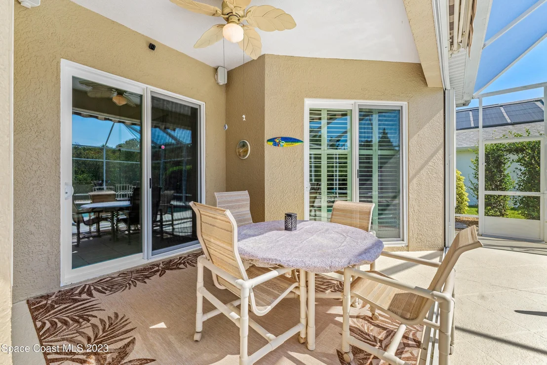 Photo of 665 Carriage Hill Road