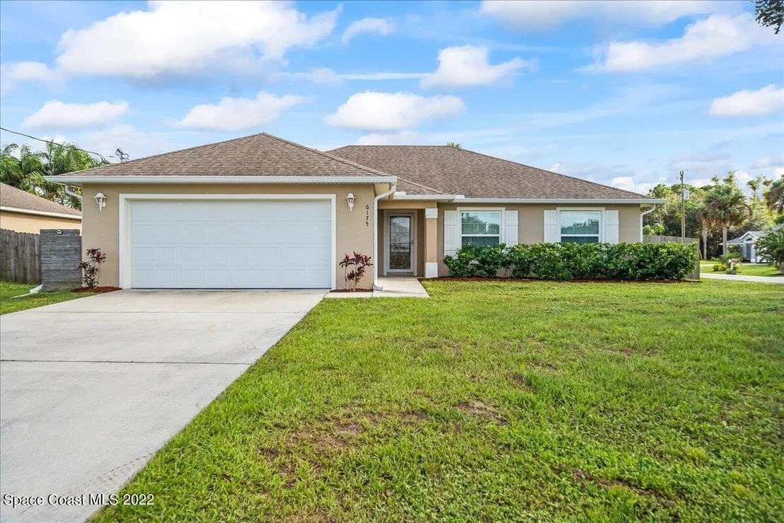 Photo of 6175 Adina Road