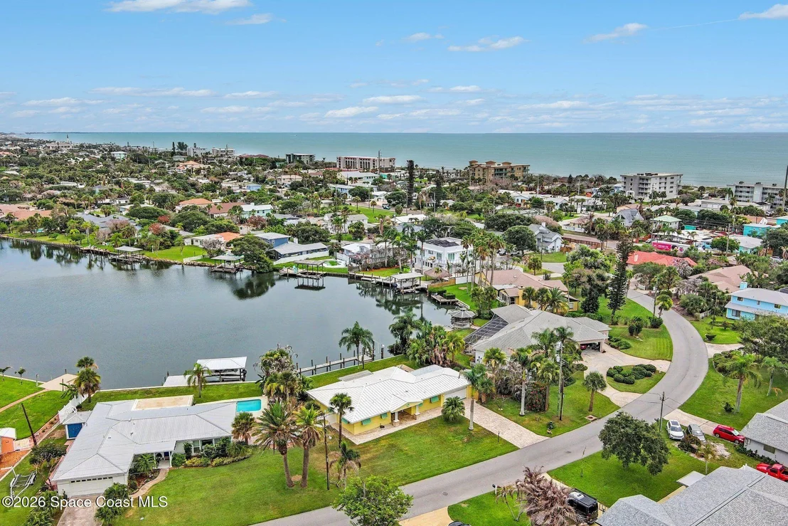 Photo of 1540 Bay Shore Drive