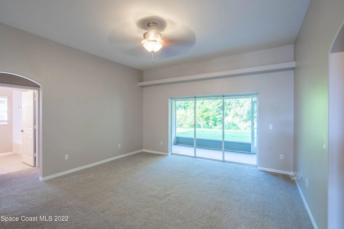 Photo of 904 Tavernier Circle NE