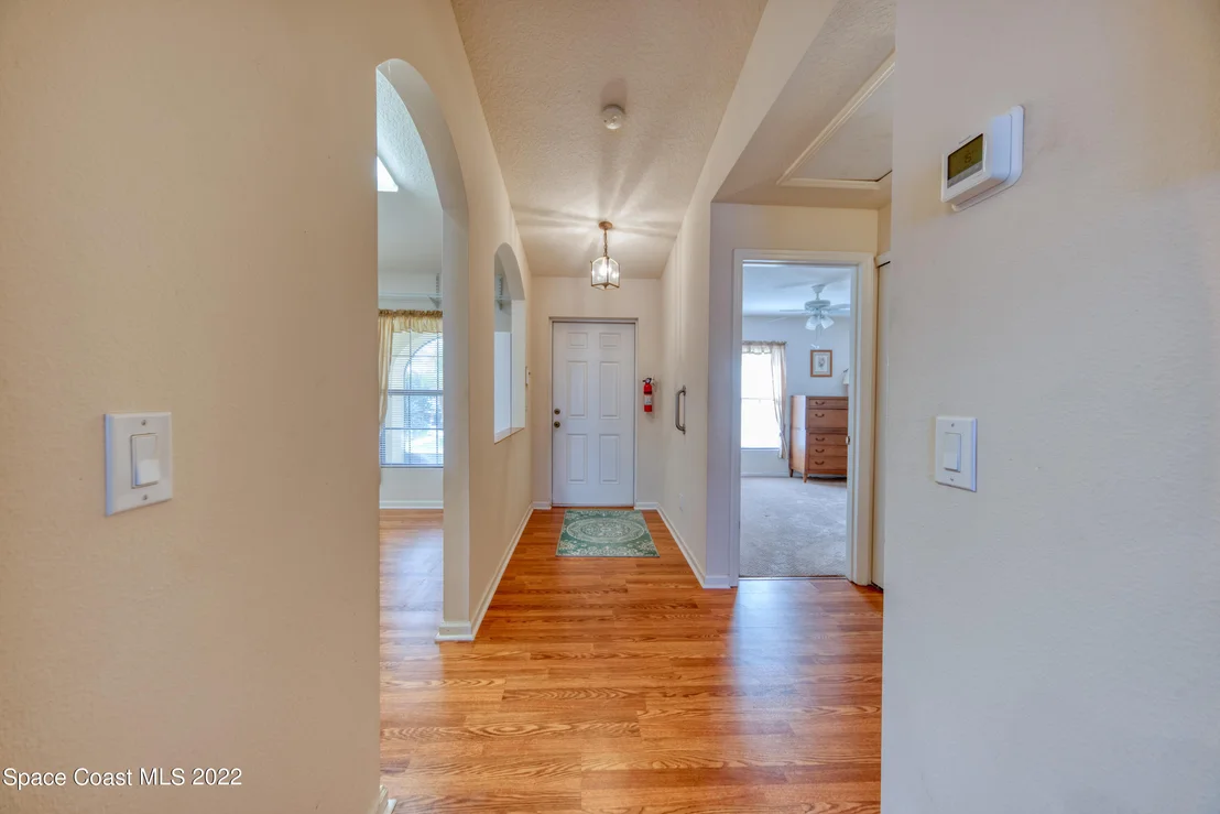 Photo of Unit 103 at 995 Luminary Circle