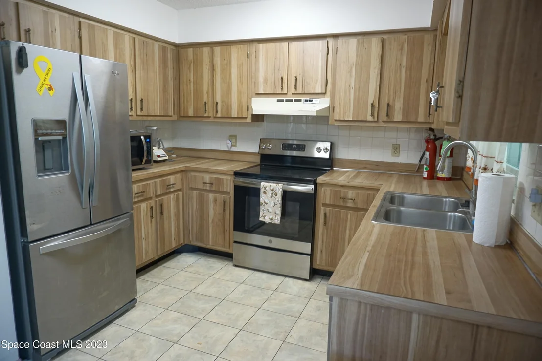 Photo of 688 Walnut Drive